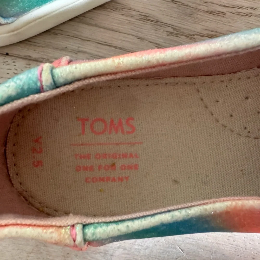 TOMS Kids Alpargata multicolored slip-on shoes - rainbow glitter size Youth 2.5